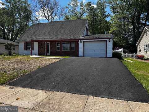 15 EXCELL LANE, WILLINGBORO, NJ 08046