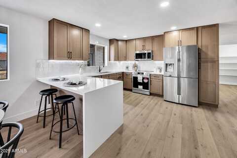 6038 E HOBART Street, Mesa, AZ 85205