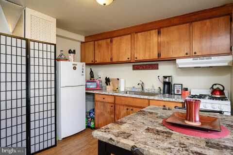 117 ROBERTA JEAN AVENUE, LITTLESTOWN, PA 17340