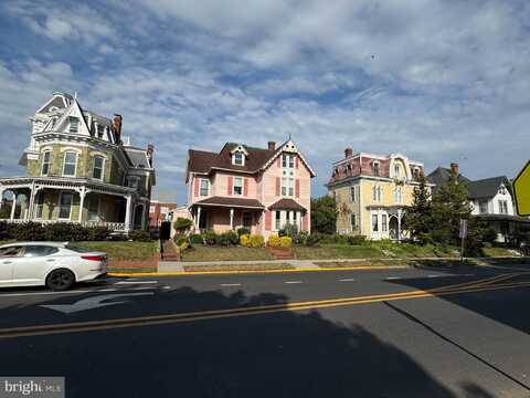 10 N STATE STREET, DOVER, DE 19901