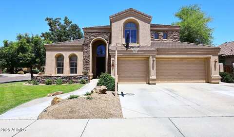 7272 W CRYSTAL Road, Glendale, AZ 85308