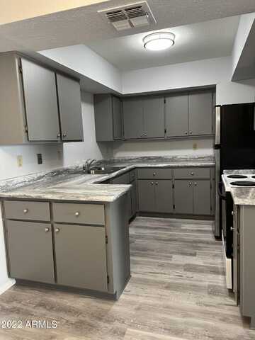 4444 E PARADISE VILLAGE Parkway, Phoenix, AZ 85032