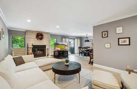185 Old Pond Court, Jericho, NY 11753
