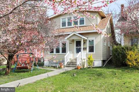 1306 W KING STREET, MARTINSBURG, WV 25401