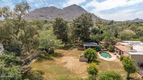 6735 E SAN JUAN Avenue, Paradise Valley, AZ 85253