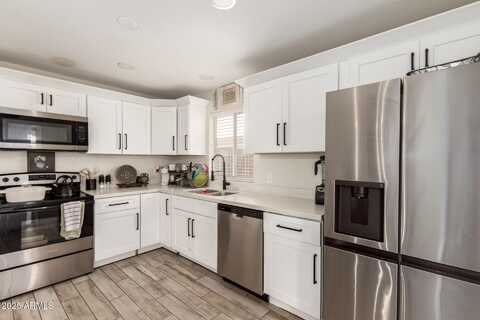 11221 W DEVONSHIRE Avenue, Phoenix, AZ 85037