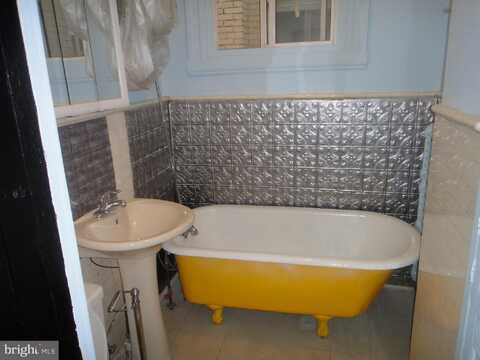 224 E 25TH STREET, BALTIMORE, MD 21218