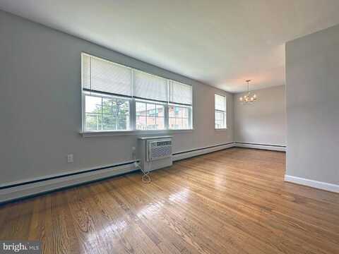 2630 W CHESTER PIKE, BROOMALL, PA 19008