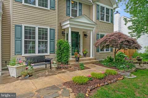 218 FOXBOROUGH DRIVE SW, LEESBURG, VA 20175