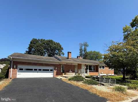 3715 ROSEWOOD, MUHLENBERG TOWNSHIP, PA 19605