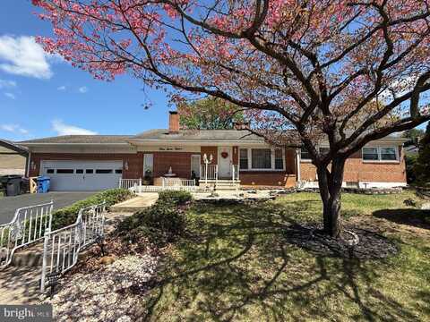 3715 ROSEWOOD, MUHLENBERG TOWNSHIP, PA 19605
