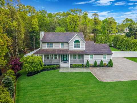 56 N Woods Road, Baiting Hollow, NY 11933