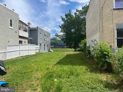 1951 CAPITOL AVENUE NE, WASHINGTON, DC 20002