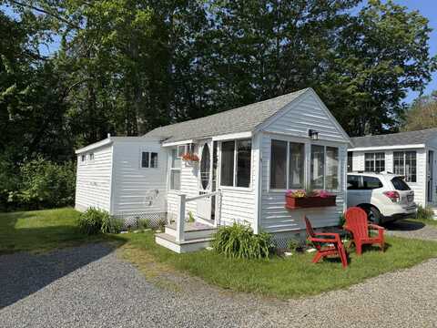 76 Post Road, Wells, ME 04090