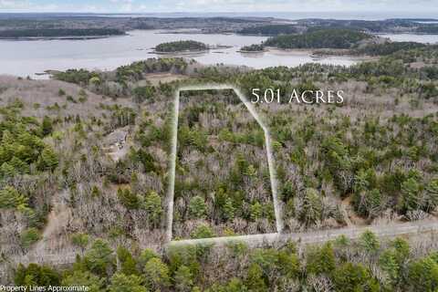 15 Abenaki Road, Phippsburg, ME 04562