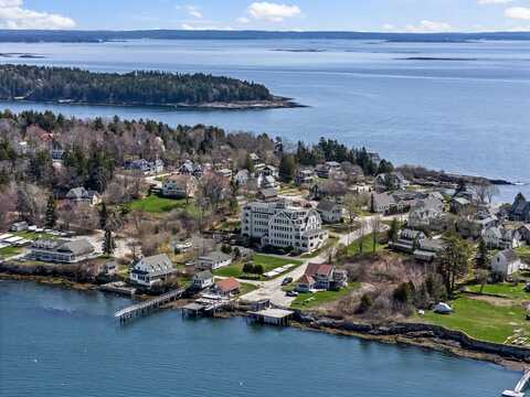 6 Merritt House Road, Harpswell, ME 04066