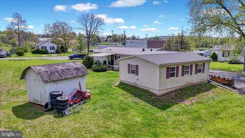 154 W MAPLE GROVE ROAD, NARVON, PA 17555