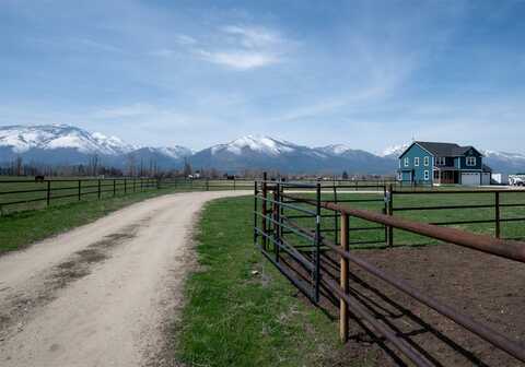 270,292,318 Black Pearl Lane, Hamilton, MT 59840