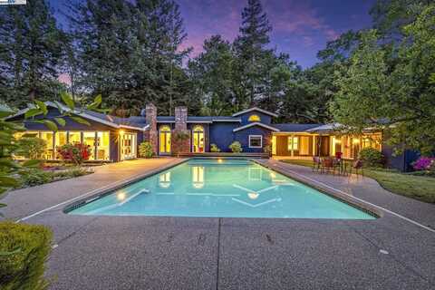 3559 S Silver Springs Rd, Lafayette, CA 94549