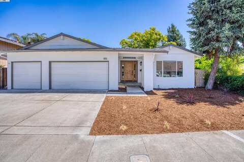 3974 Churchill Dr, Pleasanton, CA 94588