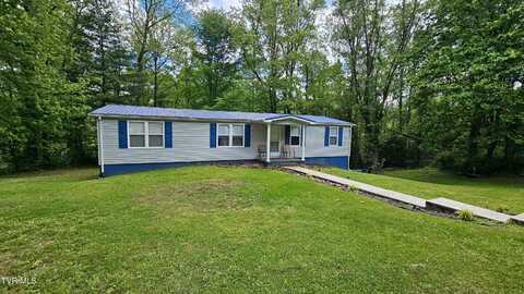 824 West Buckner Avenue, Big Stone Gap, VA 24219