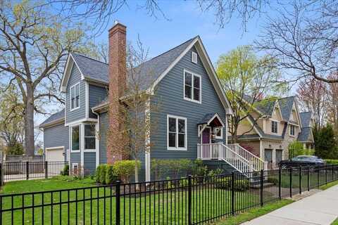 629 Prairie Avenue, Wilmette, IL 60091