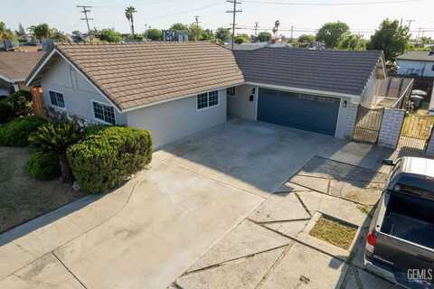 631 Union Street, Delano, CA 93215