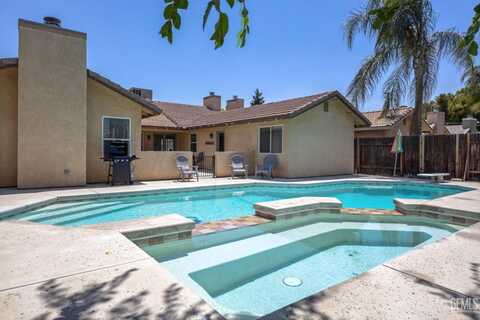 6418 Abby Rose Avenue, Bakersfield, CA 93308