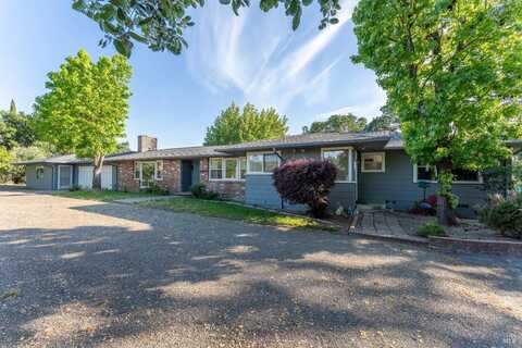 1851 Ridge Road, Ukiah, CA 95482