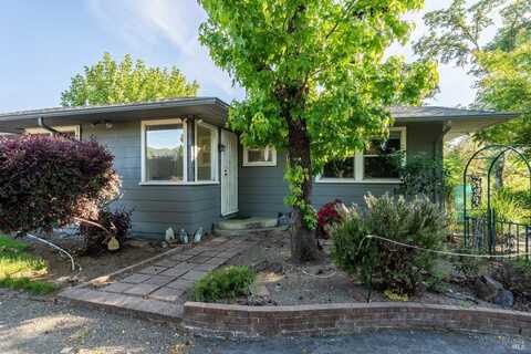 1851 Ridge Road, Ukiah, CA 95482