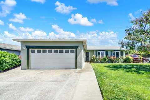 1199 Creekside Drive, Vacaville, CA 95687