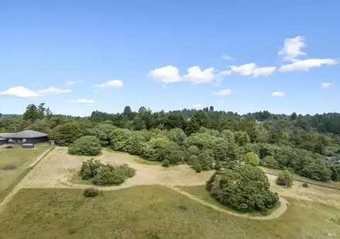 1015 Freestone Ranch Road, Sebastopol, CA 95472