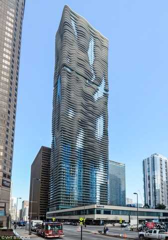 225 N Columbus Drive, Chicago, IL 60601