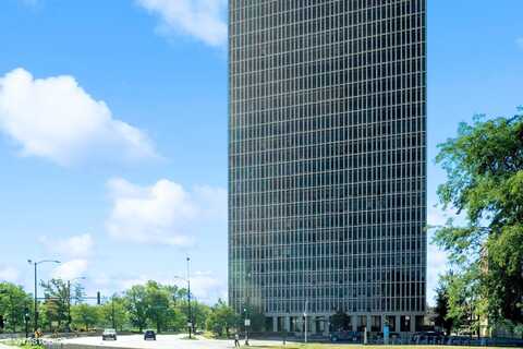 6700 S South Shore Drive, Chicago, IL 60649