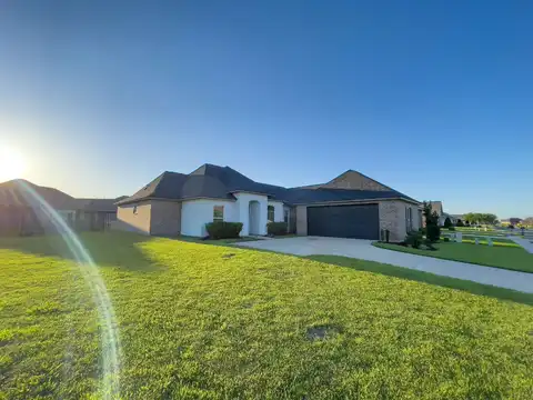 121 Lake Accardo Avenue, Thibodaux, LA 70301