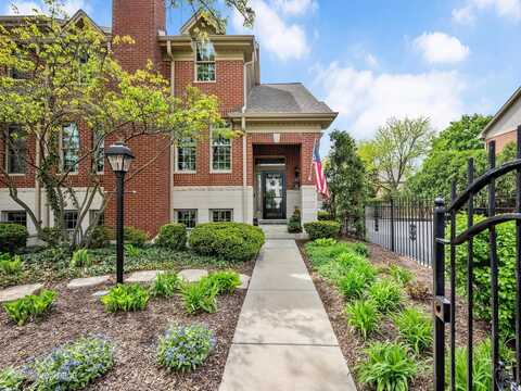 426 Childs Street, Wheaton, IL 60187