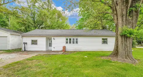 902 N Lincoln Avenue, Urbana, IL 61801