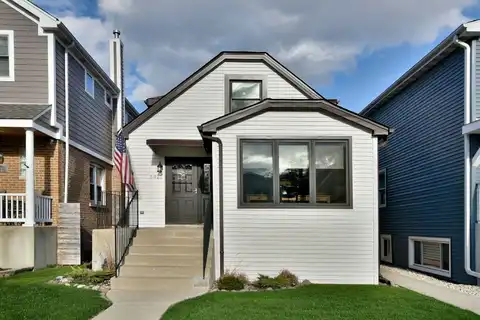 5425 N Normandy Avenue, Chicago, IL 60656