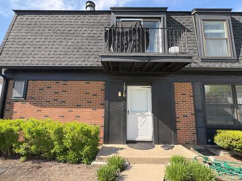 1216 Inverrary Lane, Deerfield, IL 60015