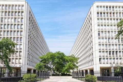 1450 E 55th Place, Chicago, IL 60637