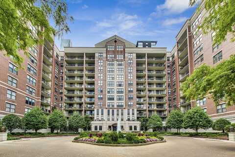 55 W DELAWARE Place, Chicago, IL 60610