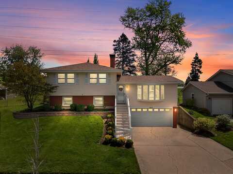403 Crest Drive, Cary, IL 60013