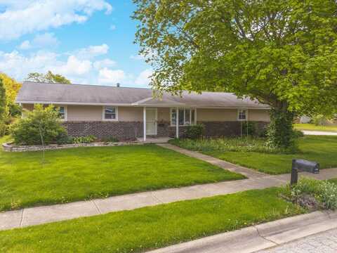 220 Cambridge Drive, Normal, IL 61761
