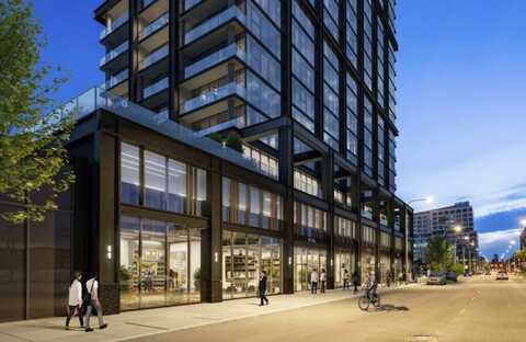225 N Elizabeth Street, Chicago, IL 60607