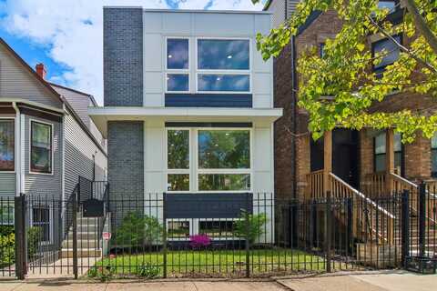 2835 N Hamlin Avenue, Chicago, IL 60618