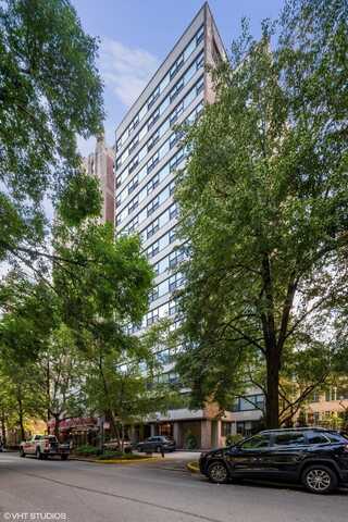 1540 N State Parkway, Chicago, IL 60610