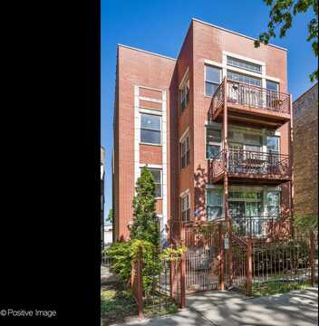 6507 N Bosworth Avenue, Chicago, IL 60626