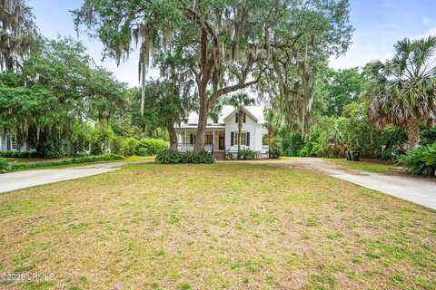 110 Fort Marion Road, Beaufort, SC 29902