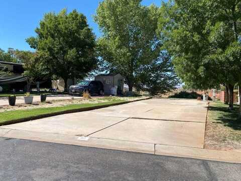 68 Cinder ST, Hurricane, UT 84737