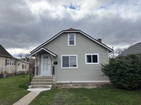 106 N Wabash Avenue, Glenwood, IL 60425